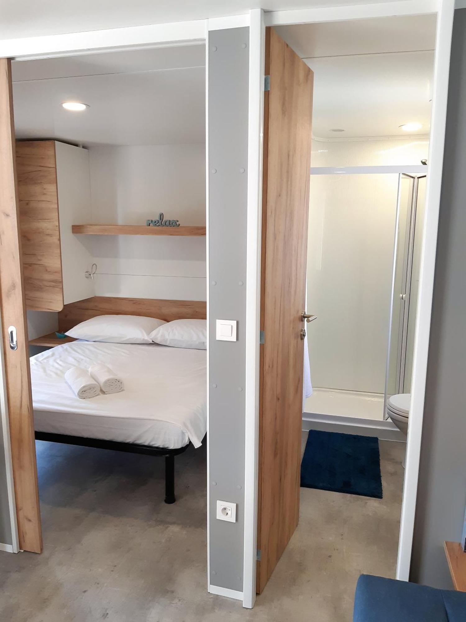 Otium Mobile Homes Biograd Na Moru Buitenkant foto