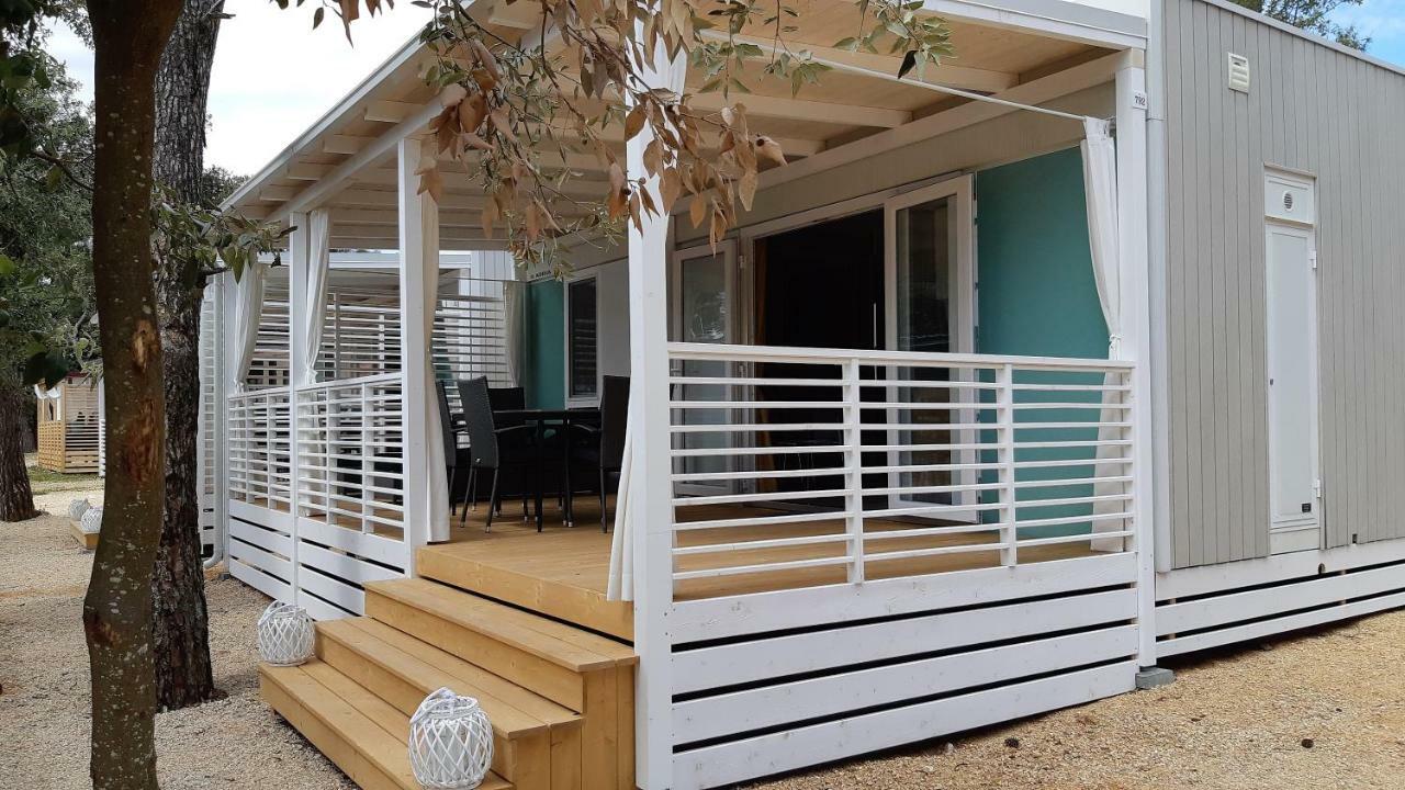 Otium Mobile Homes Biograd Na Moru Buitenkant foto
